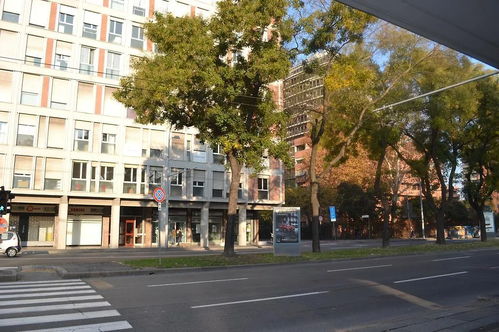 4 Star Apartments Bologna