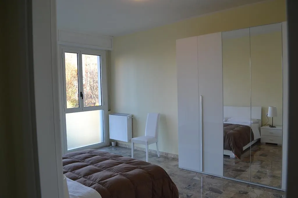 4 Star Apartments Bologna