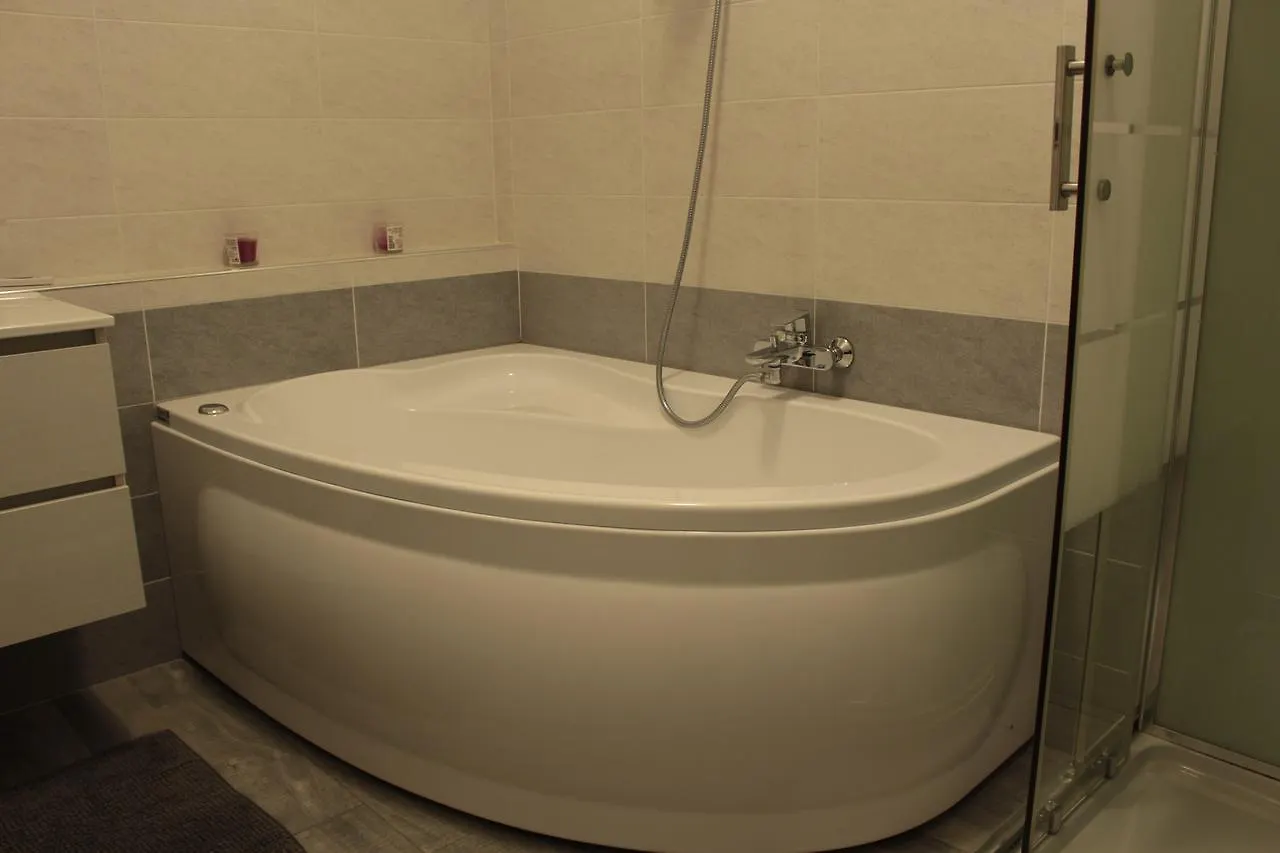 4 Star Apartments Bologna