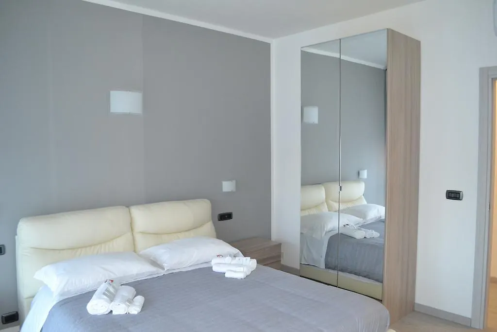 4 Star Apartments Bologna